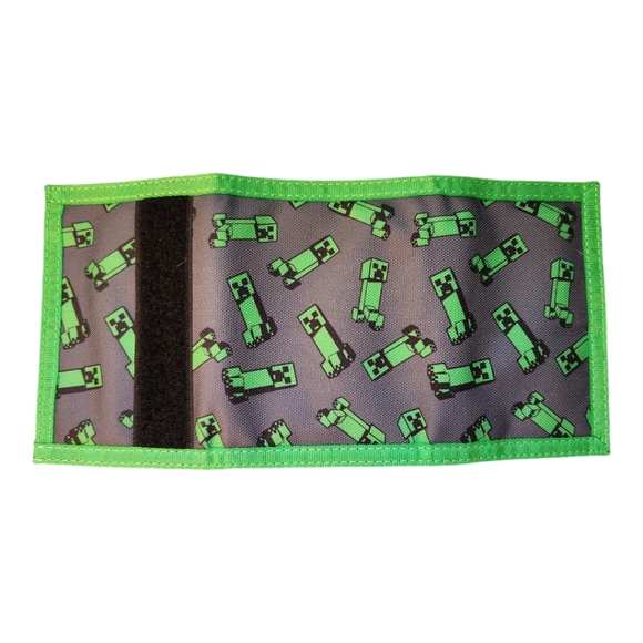 Minecraft Creeper Crowd Trifold Wallet - Picture 6 of 6